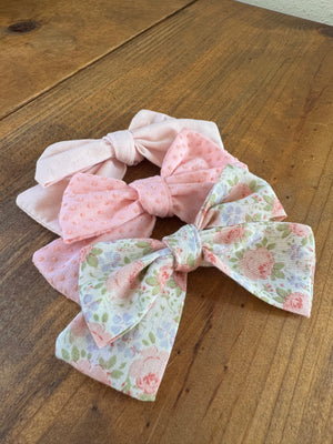Pink bow set